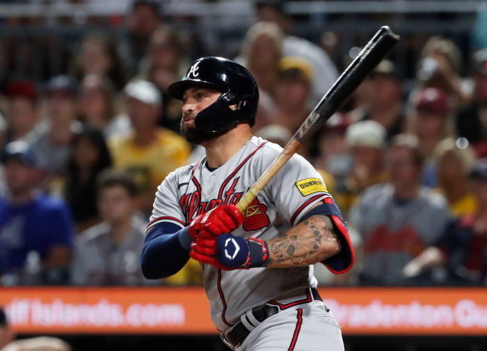 Aug 8, 2023; Pittsburgh, Pennsylvania, USA; Atlanta Braves right fielder Kevin Pillar (17) hits an RBI single against the Pittsburgh Pirates during the ninth inning at PNC Park. Atlanta won 8-6.